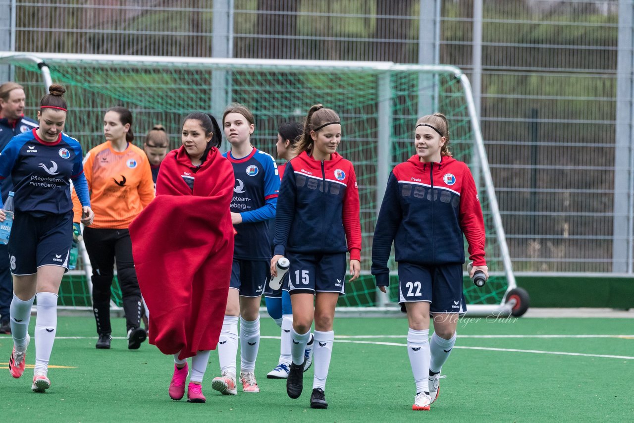 Bild 177 - wBJ VfL Pinneberg - St. Pauli : Ergebnis: 7:0 (Abbruch)